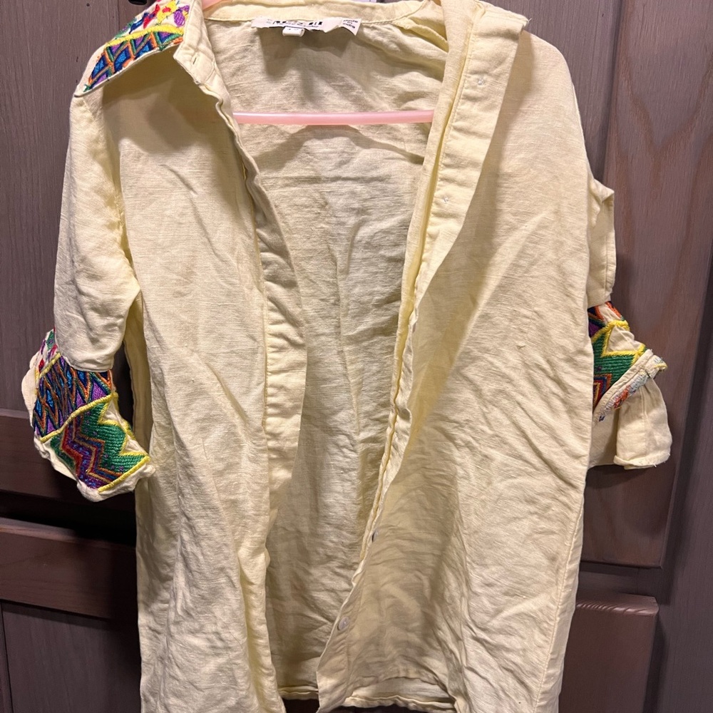 All Things Mochi Mini Yellow Shirt with Colorful Embroidered Accents Size 4/5